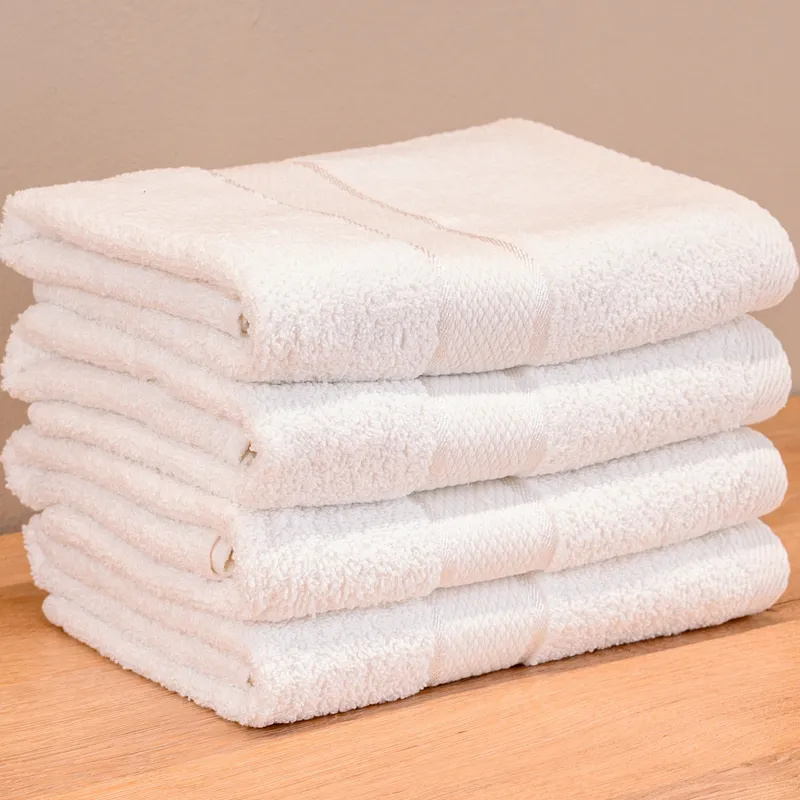 Set Prosoape 3+1 GRATIS - Alb Imaculat, Bumbac 100%, Medii - 50x90 cm. Ideale pentru Față și Mâini, Uscare Rapidă și Textură Pufoasă - 420g/mp - PRSM001