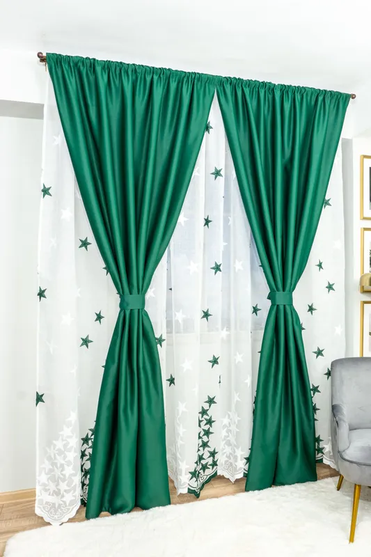 Set Ophelia - Perdea din In cu Stele Verde Intens PERD0151_300X245_D1_17_ATL si Draperii Blackout Verde Smarald - BOTD004_100X245_C1_15_ATL cu Rejansa Set_ATL