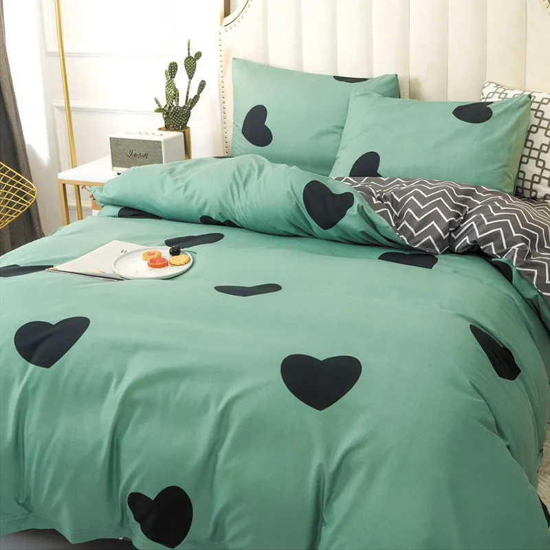 Lenjerie Bumbac Satinat 4 Piese - Verde cu Inimi Negre - LBDP_G130