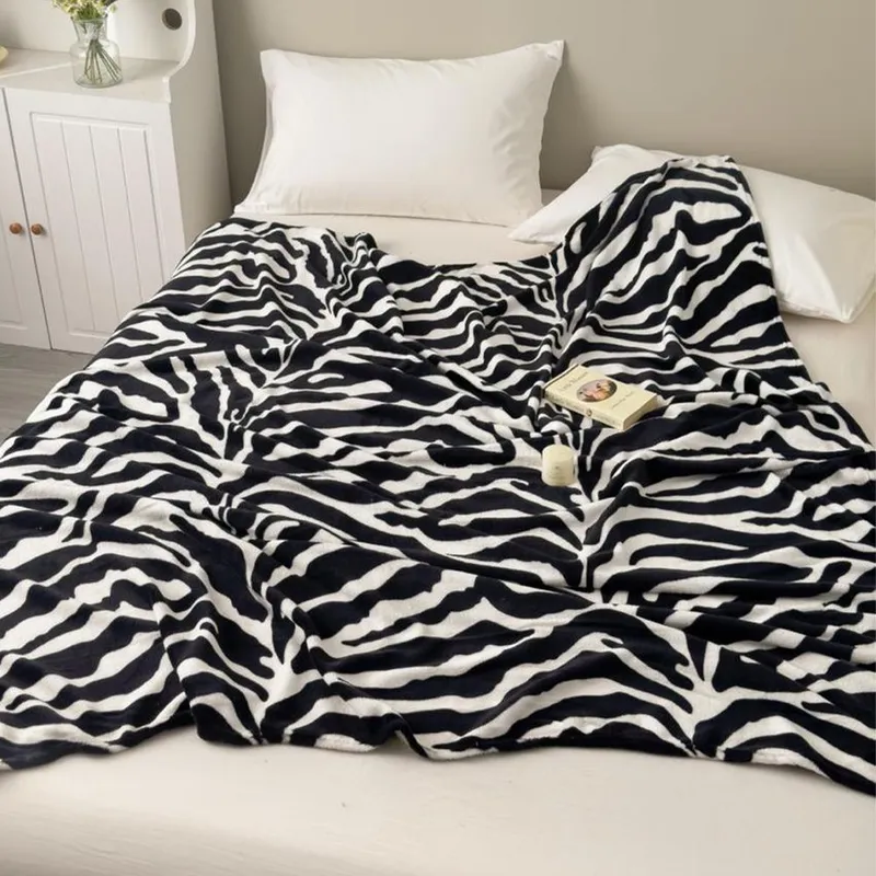 Patura Pufoasa Cocolino (200x230 cm) - Zebra - PCCM_U010