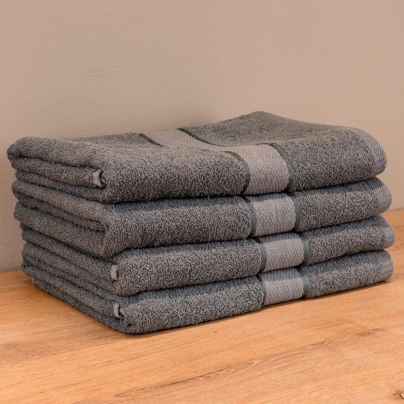 Set Prosoape 3+1 GRATIS - Gri Deschis, Bumbac 100%, Mari - 70x140 cm. Pentru Corp, Uscare Rapidă și Textură Pufoasă - 420g/mp - PRSL011
