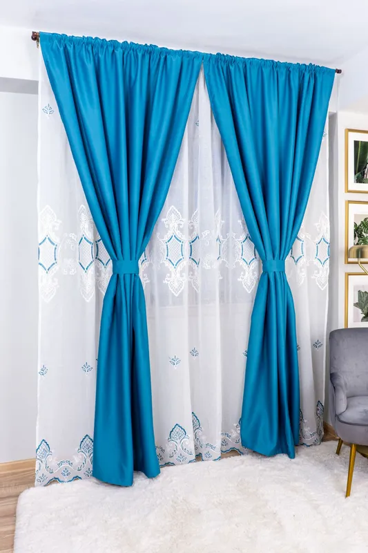 Set Marta - Perdea din In Model Frunze Albastru PERDA531_300x245_D1_06_ATL si Draperii Blackout Turcoaz Elegant - BOTD001_145x245_C1_07_ATL cu Rejansa Set_ATL