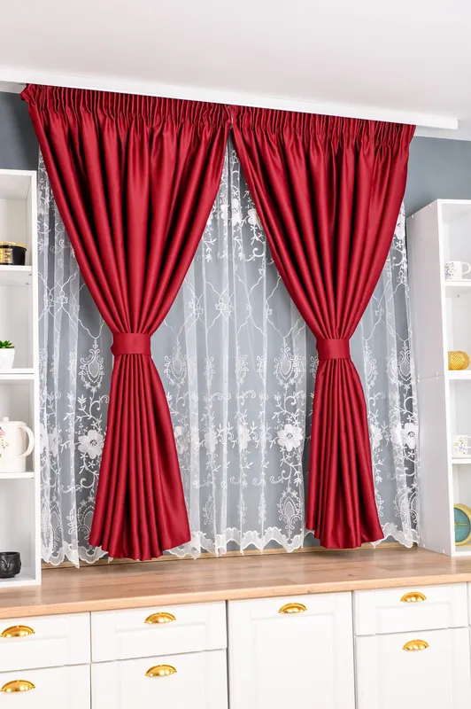 Set Bucatarie Lublin - Perdea de Bucatarie Seray Alba - si Draperie Blackout Visiniu Intens