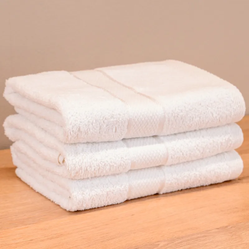 Set 3 Prosoape - Alb Imaculat, Bumbac 100%, Medii - 50x90 cm. Ideale pentru Față și Mâini, Uscare Rapidă și Textură Pufoasă - 420g/mp - PRSM001