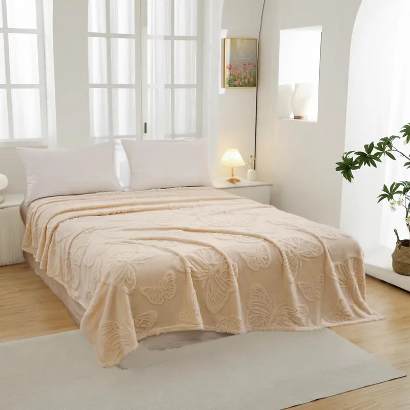 Patura Cocolino cu Model 3D Fluturi (200x230 cm) - Crem - PCGB_U033