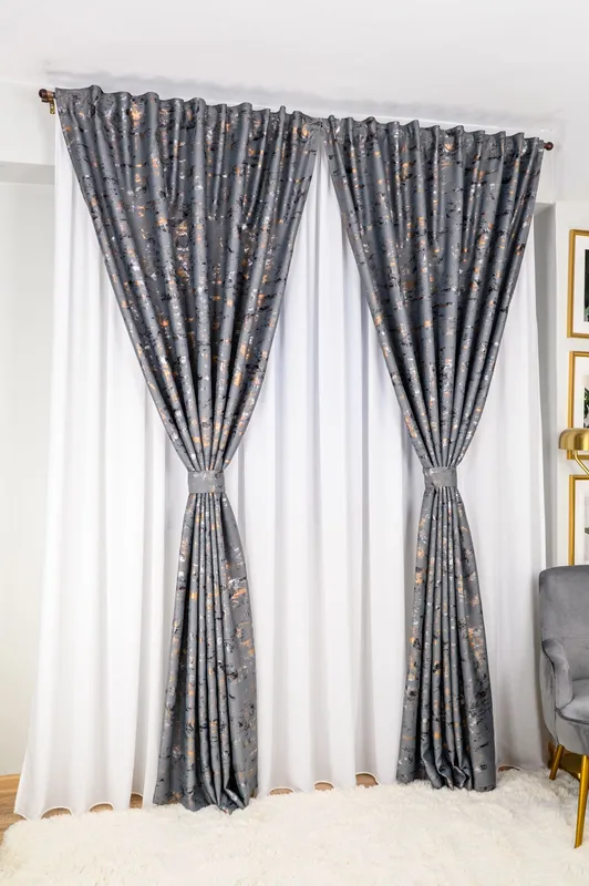 Set Aruba - Perdea din Matase Alba si Draperie Blackout Find Gold Gri Argintiu