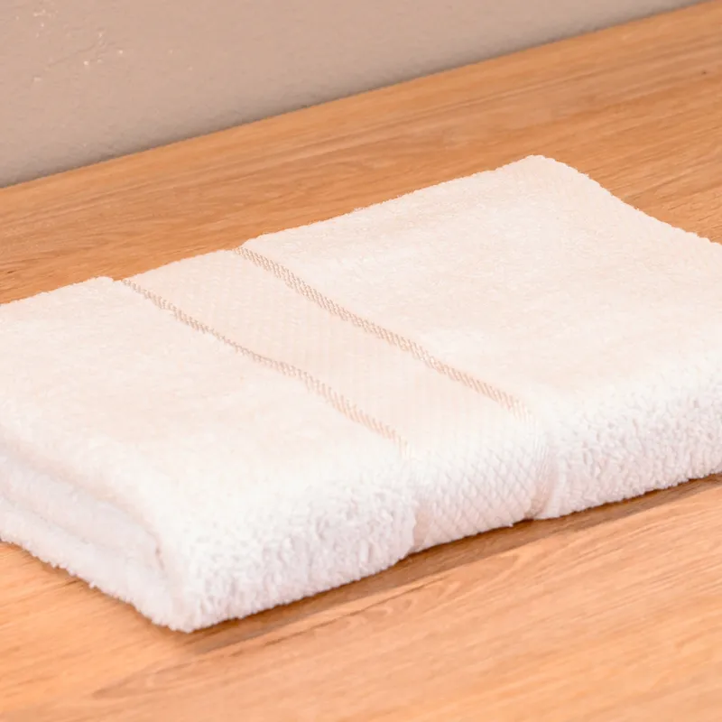 Prosop Alb Premium din Fibre de Bambus 100%, Super Absorbant 70x140cm - PRSBL001