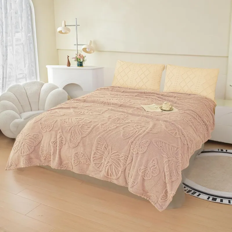 Patura Cocolino cu Model 3D Fluturi (200x230 cm) - Cappuccino - PCGM_U026