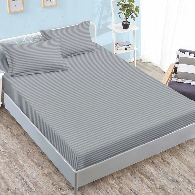Cearceaf din Damasc Premium cu Elastic - 120/140x200 + 2 Fete Perna - Gri Deschis - CEDZ_K113
