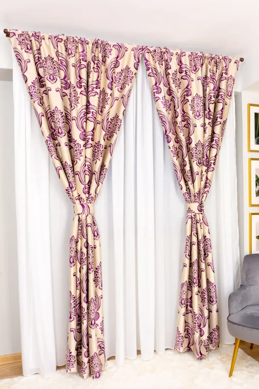Set Katia - Perdea Alba Voal  PERD007_300x245_D1_20_ATL si Draperii Baroc Mov - BOTDA505_100x245_A3_03_ATL cu Rejansa Set_ATL