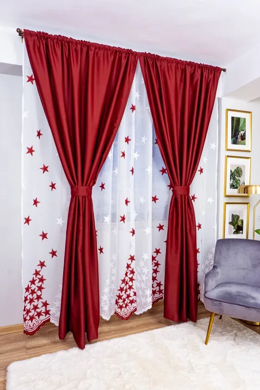 Set Magdalena - Perdea din cu Stelute Visiniu Intens si Draperie Visiniu Intens