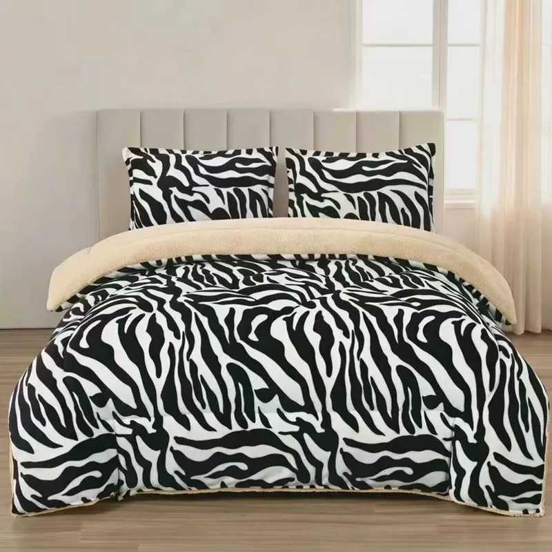 Pilota Cocolino cu Blanita Bej - 200x230cm + 2 Fete de Perna 50x70cm - Zebra - PMG_SCA002