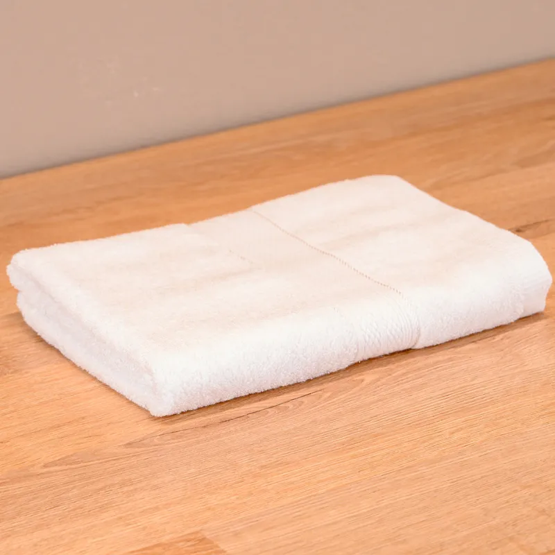 Prosop Alb Premium din Fibre de Bambus 100%, Super Absorbant 50x90 cm - PRSBM001