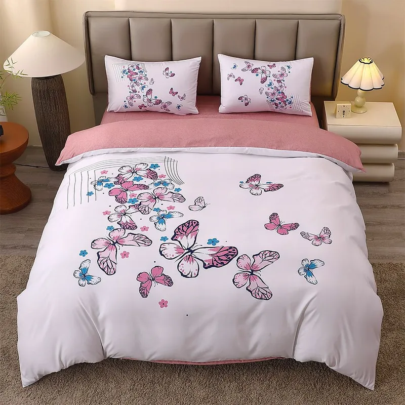 Lenjerie Alba cu Fluturi Roz si Albastri din Finet 5D cu Cearceaf Elastic 160/180x200cm, 4 Piese - LFDEB_A116C